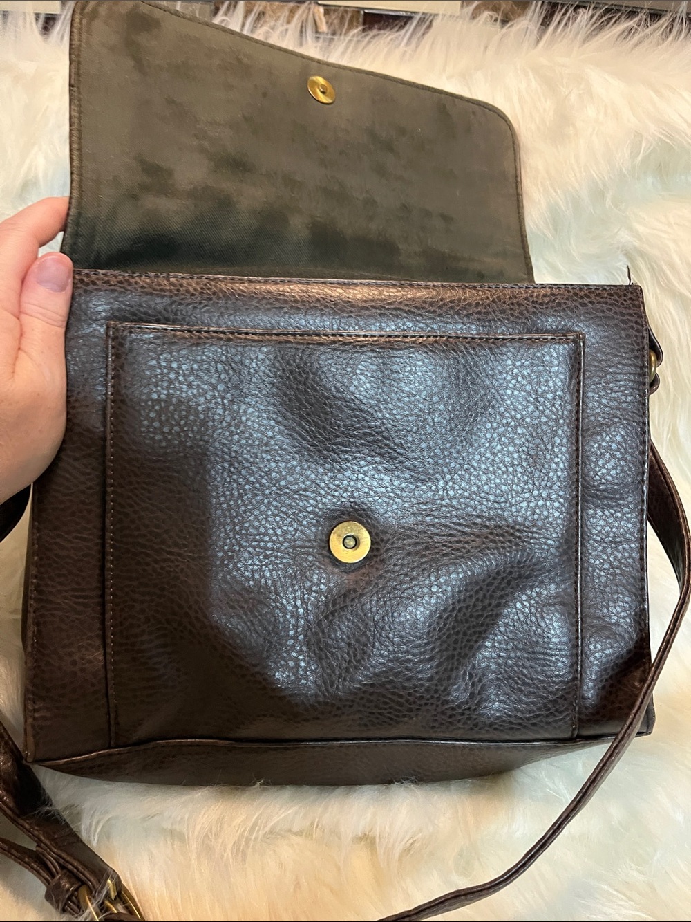 Relic Dark Brown Leather Pocket Crossbody - Picture 10 of 11